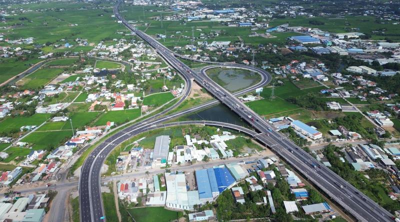 Lợi thế kết nối liên vùng và giao thương quốc tế đang mở rộng không gian phát triển công nghiệp cho Tây Ninh. Ảnh: Lê Đức