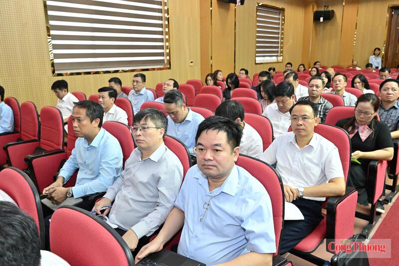 Chùm ảnh: Hội nghị thúc đẩy xuất khẩu đạt mục tiêu tăng trưởng hai con số  - 6