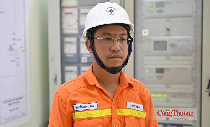 Anh Nguyễn Quang Minh, Tổ trưởng Tổ quản lý vận hành TBA 500kV Tây Hà Nội.
