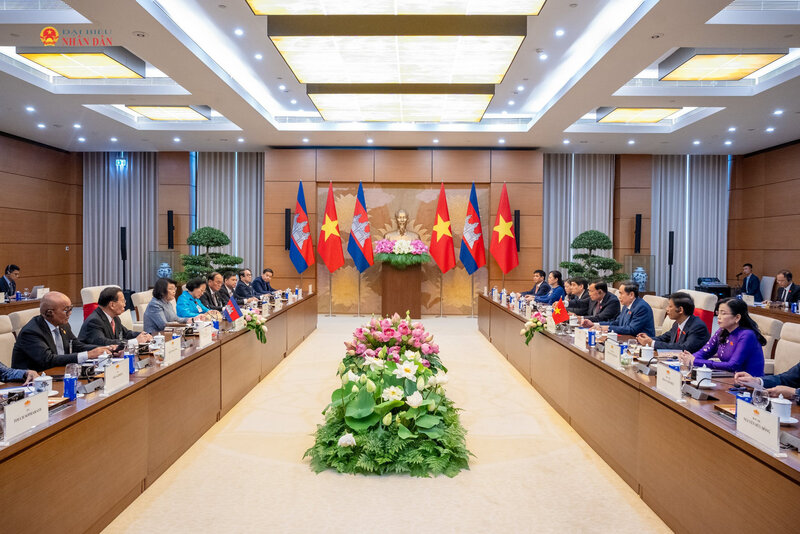 Toàn cảnh cuộc hội đàm.