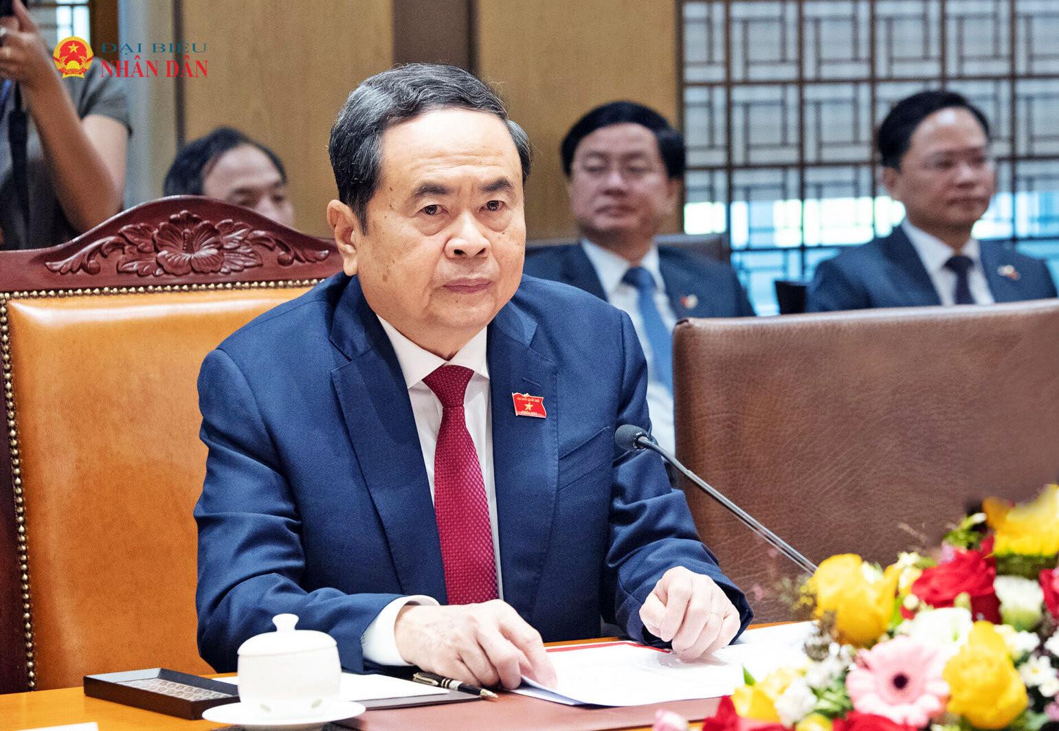 Chủ tịch Quốc hội Trần Thanh Mẫn phát biểu tại hội đàm.