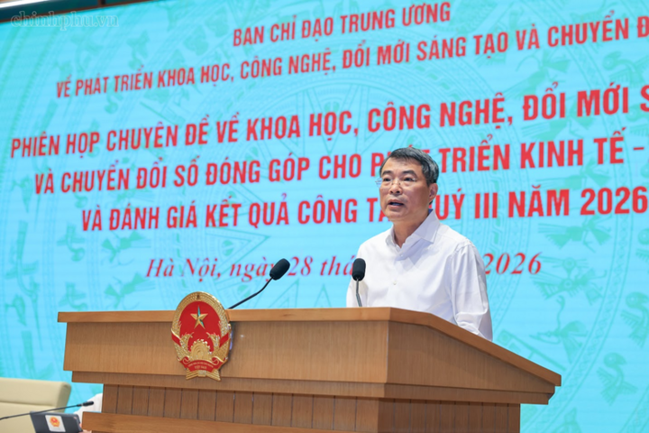 Thủ tướng Lê Minh Hưng phát biểu khai mạc phiên họp. Ảnh: Nhật Bắc