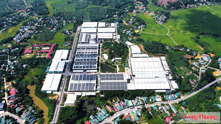 Điện mặt trời mái nhà tại Công ty Cổ phần Woodsland Tuyên Quang.